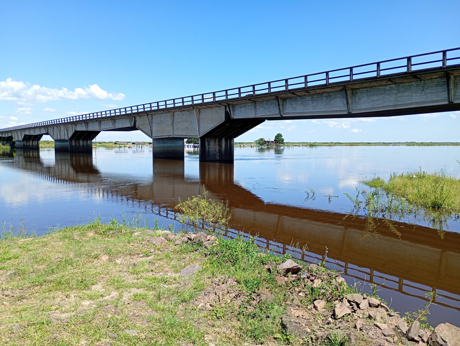 Senderismo en Río Corriente